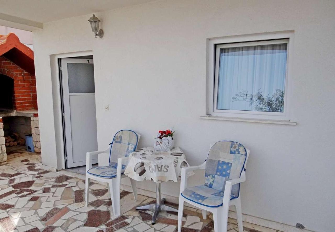Apartments Tomislav - 120 M From Beach Donji Okrug (Ciovo) Exterior foto